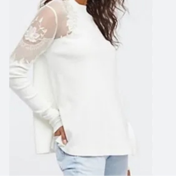 Free People Daniella Lace Shoulder Top Ivory Sz XXS Long Sleeve - Picture 2 of 11